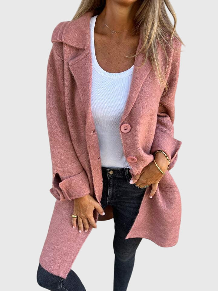 Damesblazer met knopen — tijdloze en getailleerde blazer