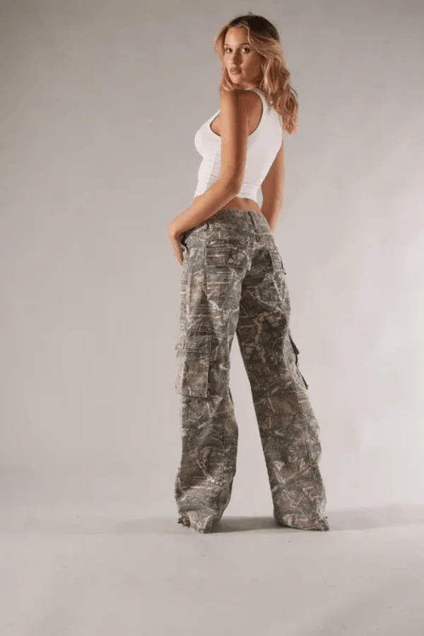 Cargo broek dames, wijd — lage taille met utility-zakken van katoen