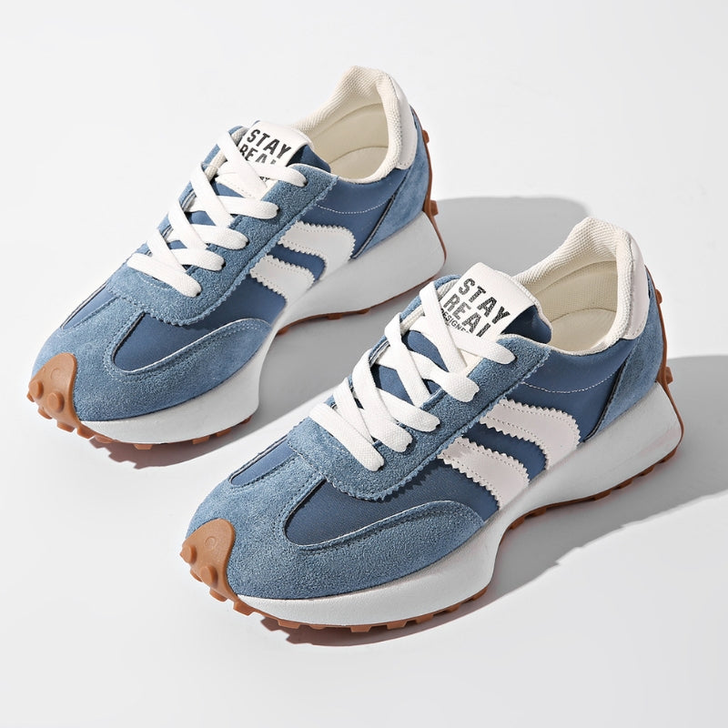 Dames sneakers, plateau — retro chunky-zool met vetersluiting