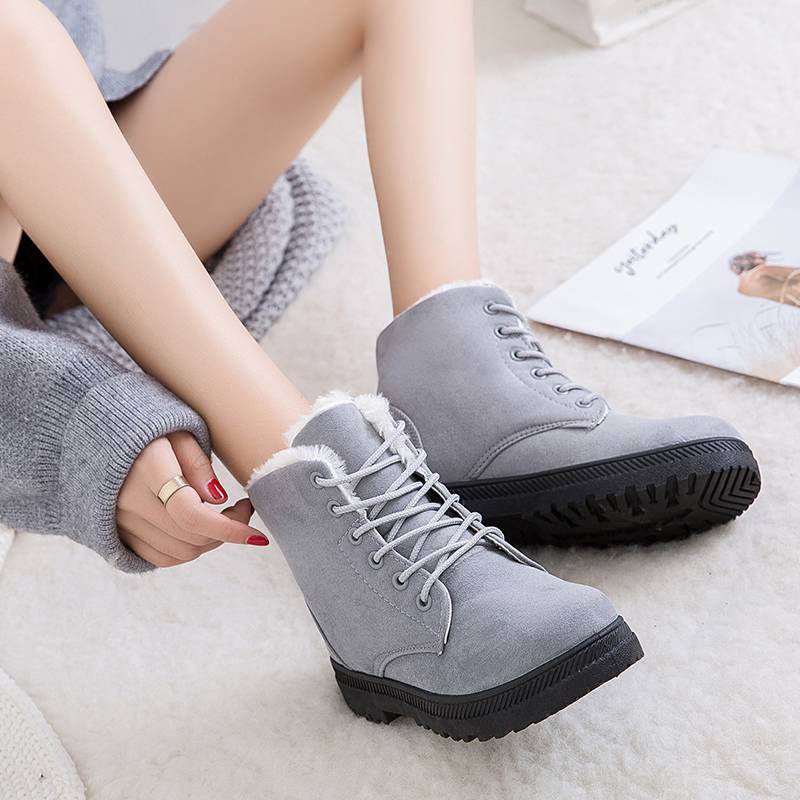 Warme dameswinterboots — gevoerde enkellaarzen voor koude dagen