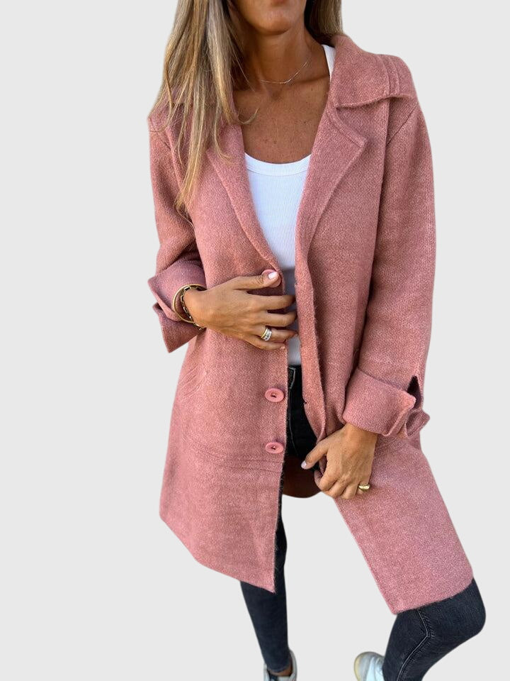 Damesblazer met knopen — tijdloze en getailleerde blazer
