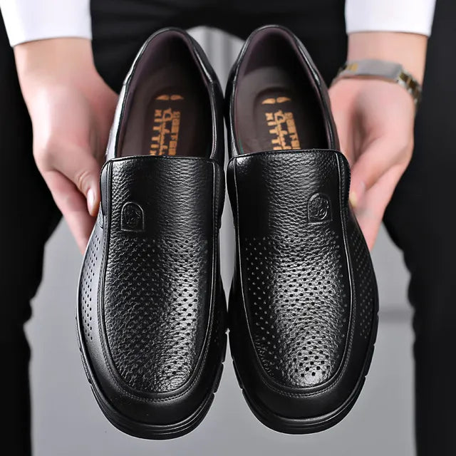 Herenschoenen van imitatieleer — casual vrijetijdsschoenen met perforaties en voering