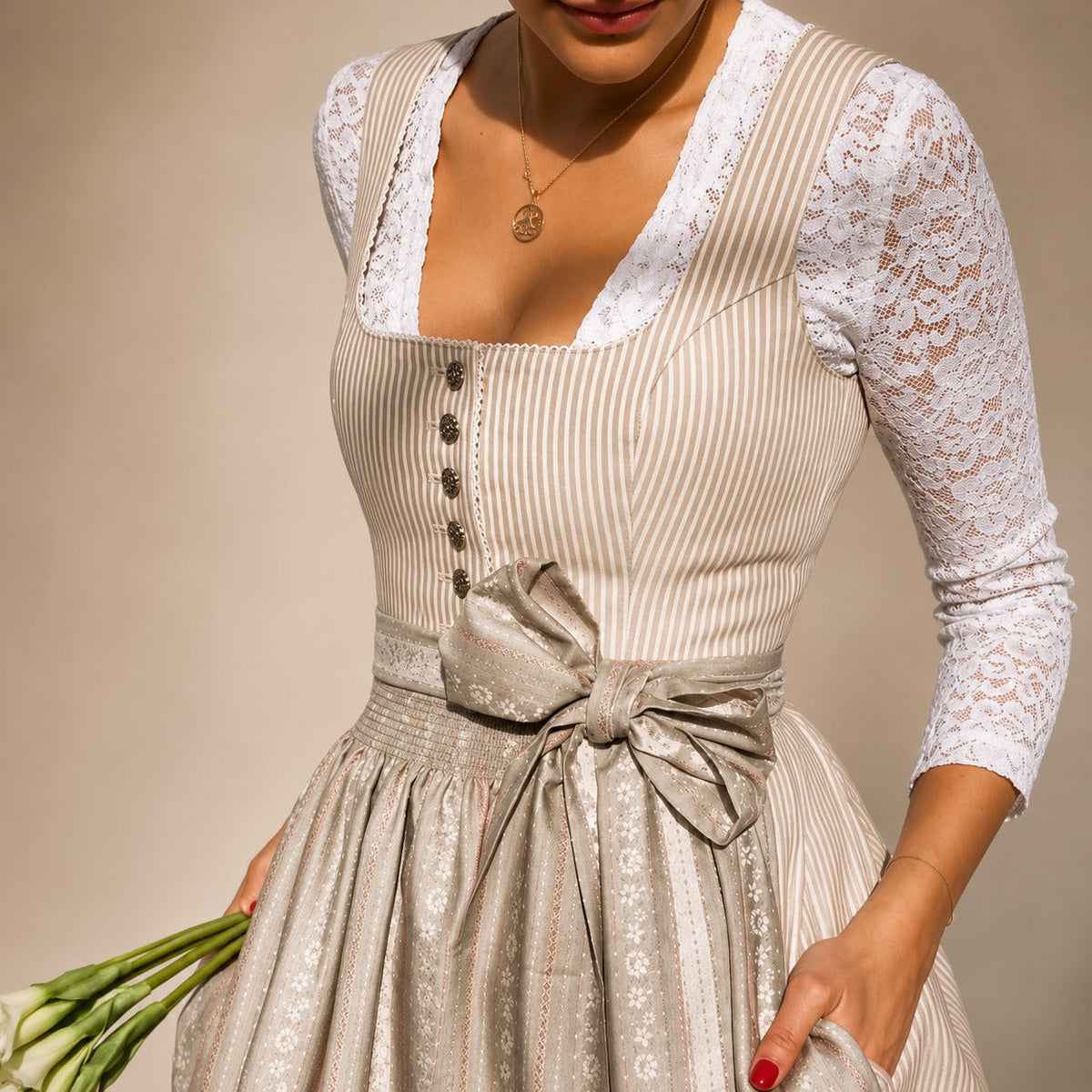 Dirndl dames met strik — klassieke Oktoberfestjurk