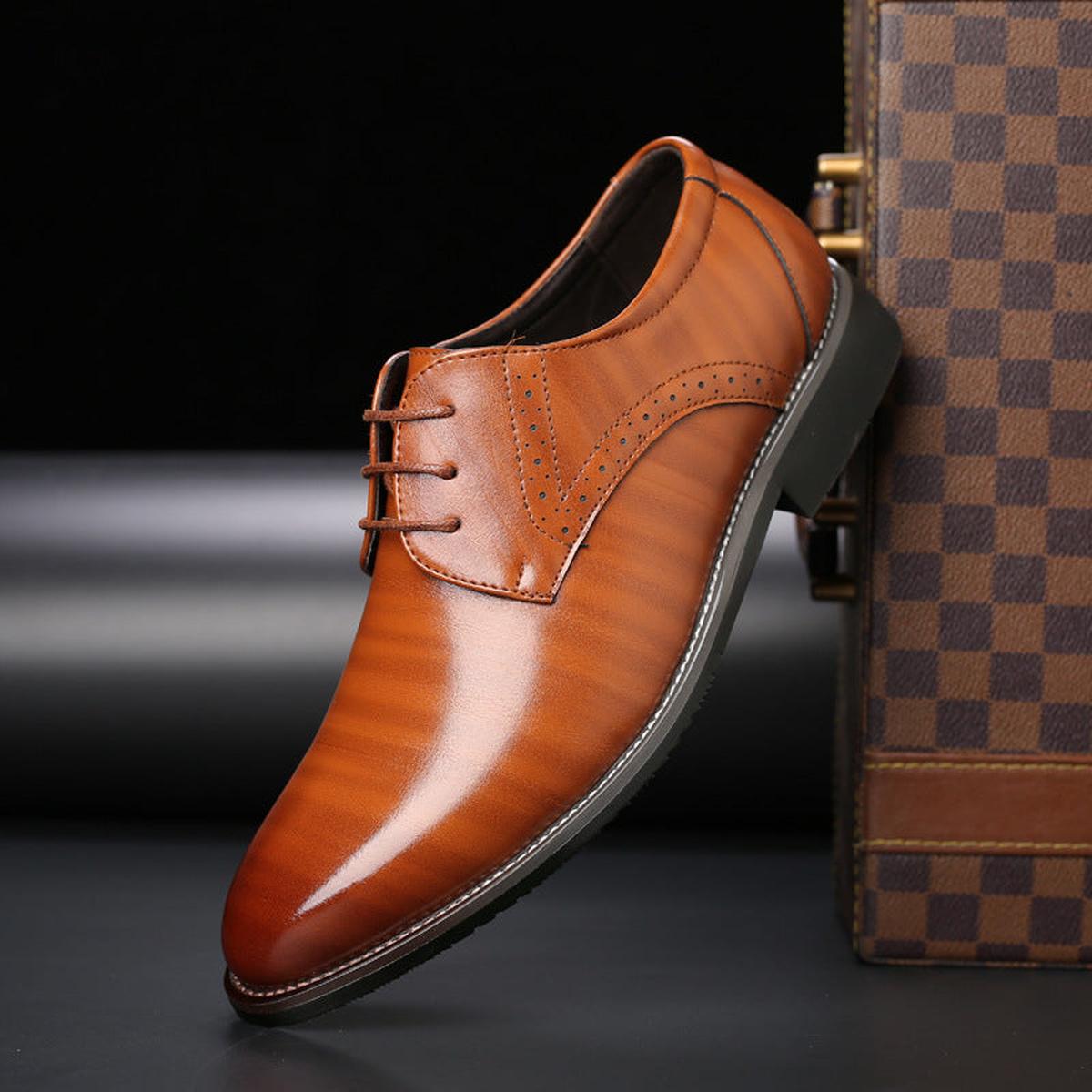 Nette herenschoenen van imitatieleer — tijdloze veterschoenen voor feestelijke gelegenheden en werk