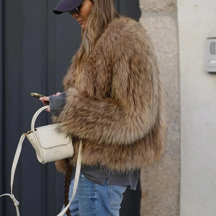 Dames jas van imitatiebont — elegante en warme winterjas van zachte pluche