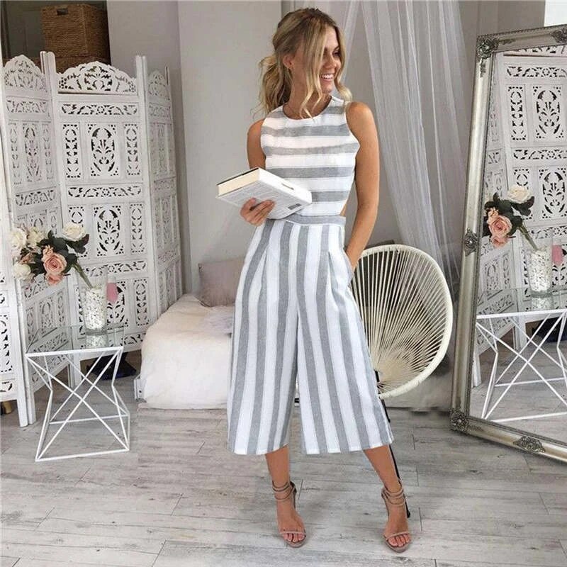 Gestreepte damesjumpsuit — lange mouwloze jumpsuit van lichte katoen