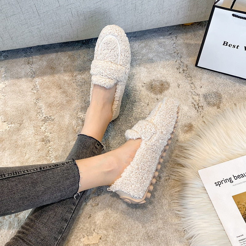 Dames pantoffels, gevoerd met pluche — zachte en warme huisslippers