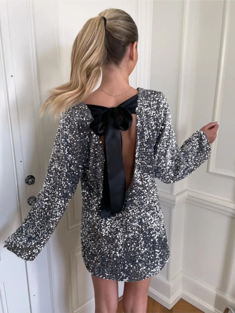 Lange feestjurk voor dames — elegante galajurk met strik