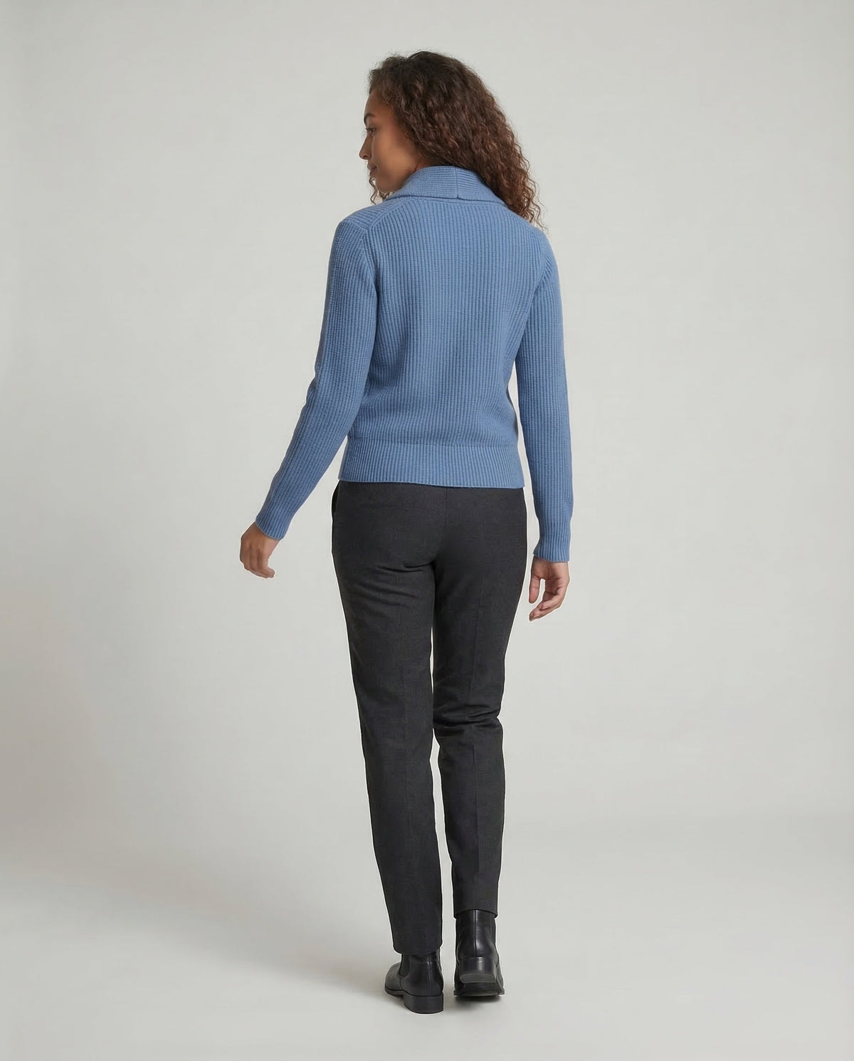 Dames gebreid vest — met reverskraag en knoopsluiting van acryl, lange mouwen