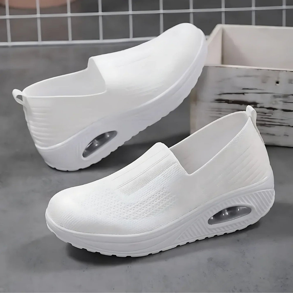 Dames slip-on schoenen, orthopedisch — van textiel met een gedempte zool