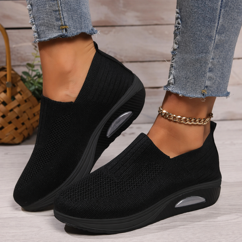 Dames slip-on schoenen, orthopedisch — van textiel met een gedempte zool