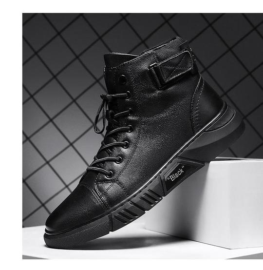 Herenboots van imitatieleer — robuuste zwarte boots voor dagelijks gebruik